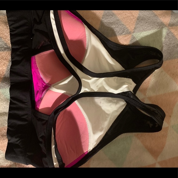 Sports bra - Picture 2 of 2